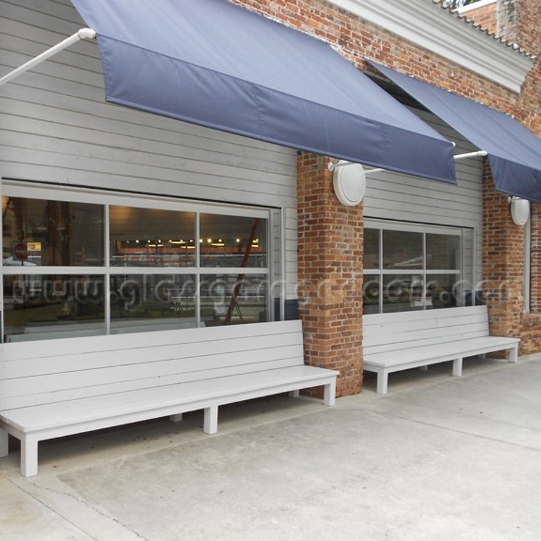 bp Glass Garage Doors installed on a Tampa, Florida restaurant