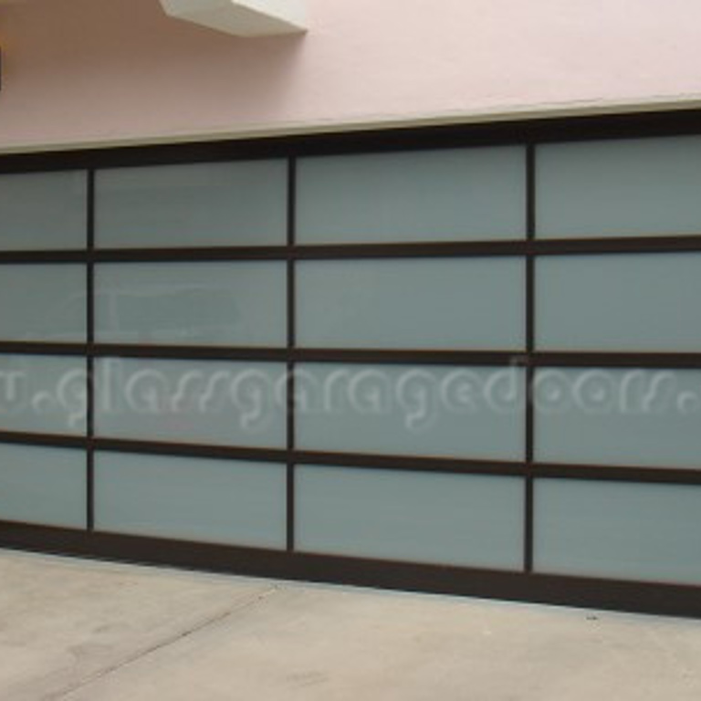bp Glass Garage Door in Huntington Beach home for modern, stylish curb appeal and natural light