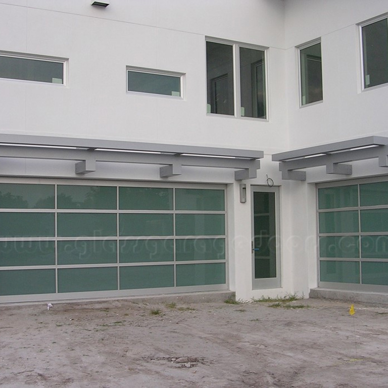 Single and Double Hurricane Rated bp Glass Garage Doors in Sarasota, Florida
